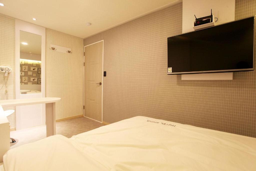 Shine Hotel Seoel Buitenkant foto