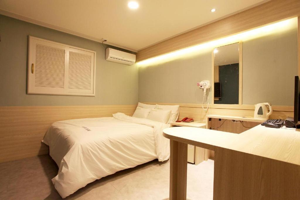 Shine Hotel Seoel Buitenkant foto